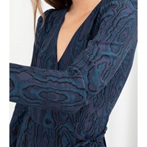 & Other Stories Woodgrain Printed Wrap Midi Dress